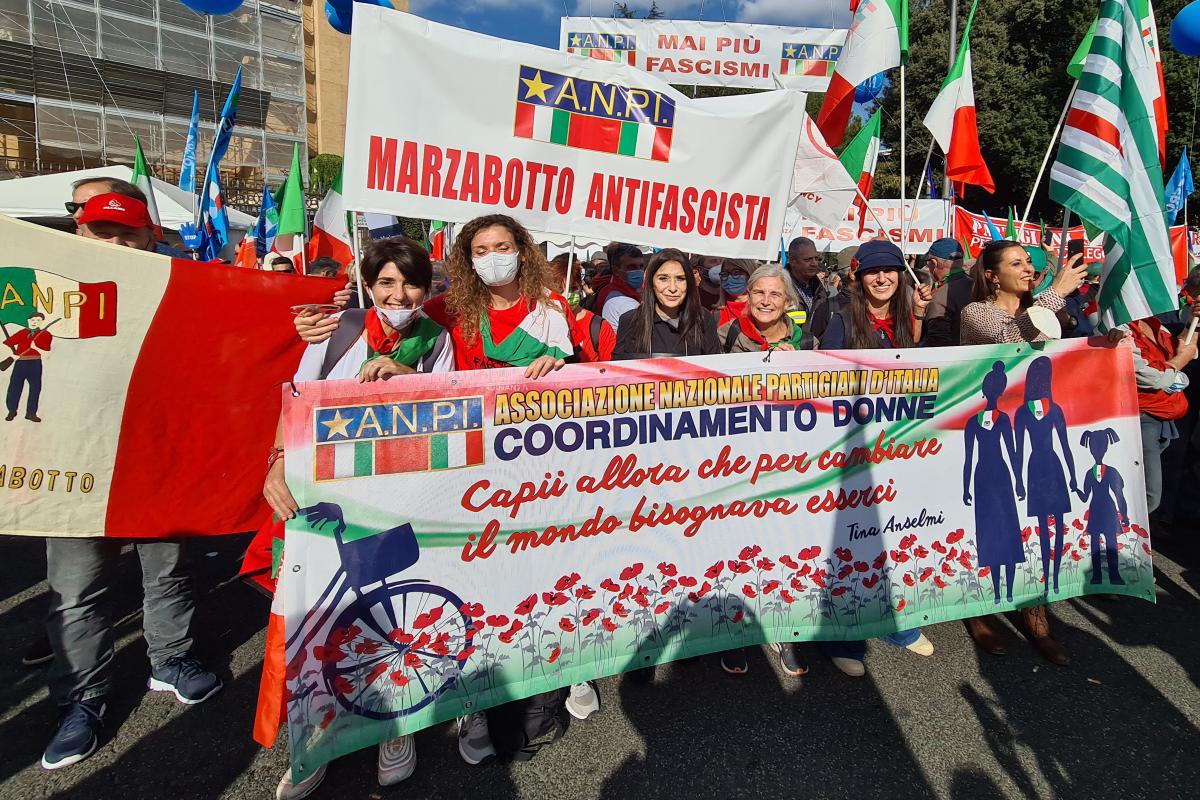 Manifestazione Mai più fascismi